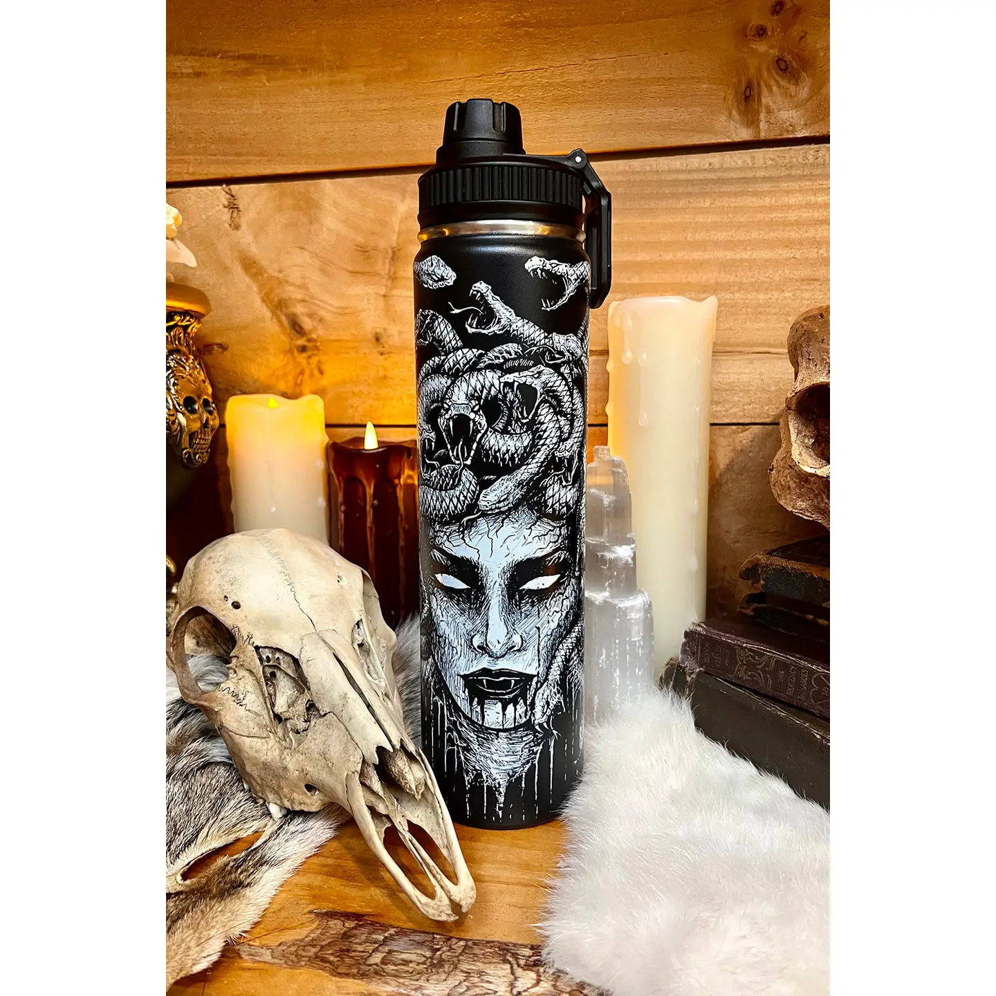 Medusa 24 oz Tumbler