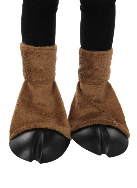 The front of the brown and black deer hooves. 