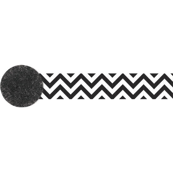 81' Crepe Streamer: Chevron - Black/White