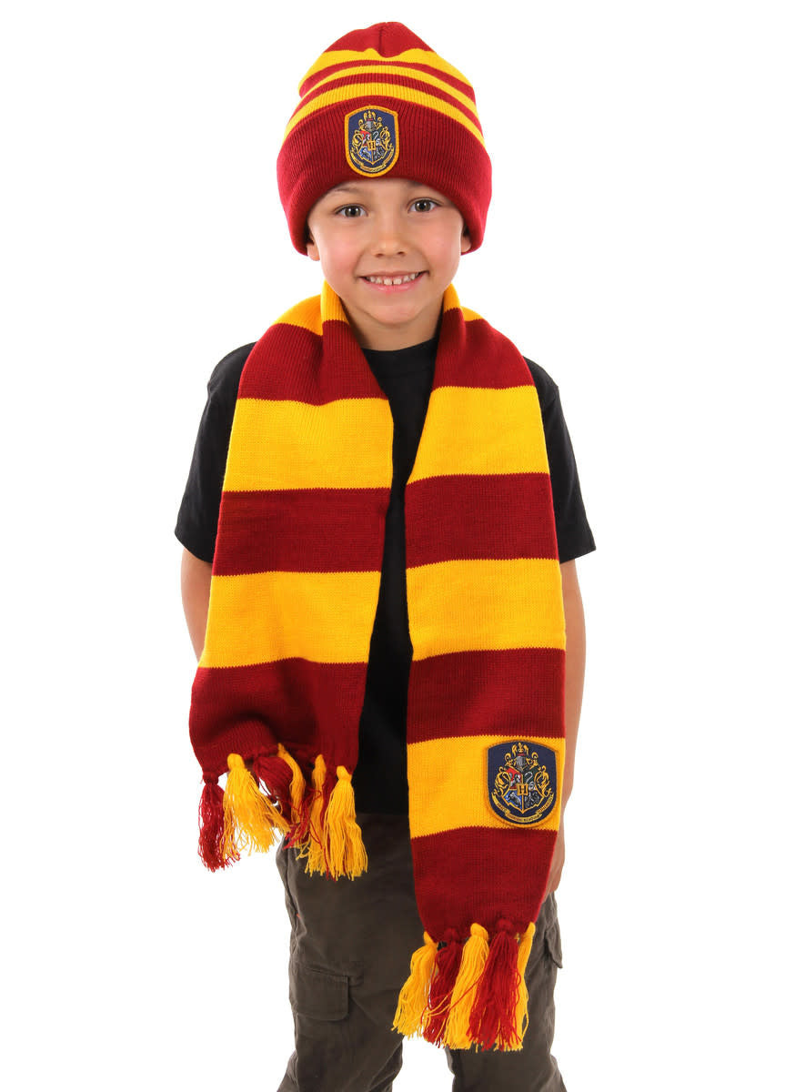 Hogwarts Knit Hat & Knit Scarf Set