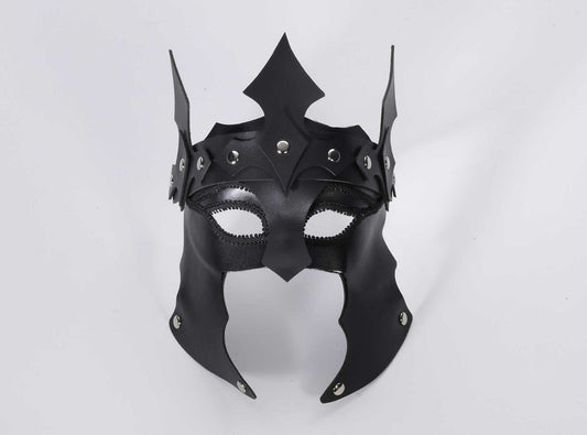 Medieval Fantasy Mask: Black
