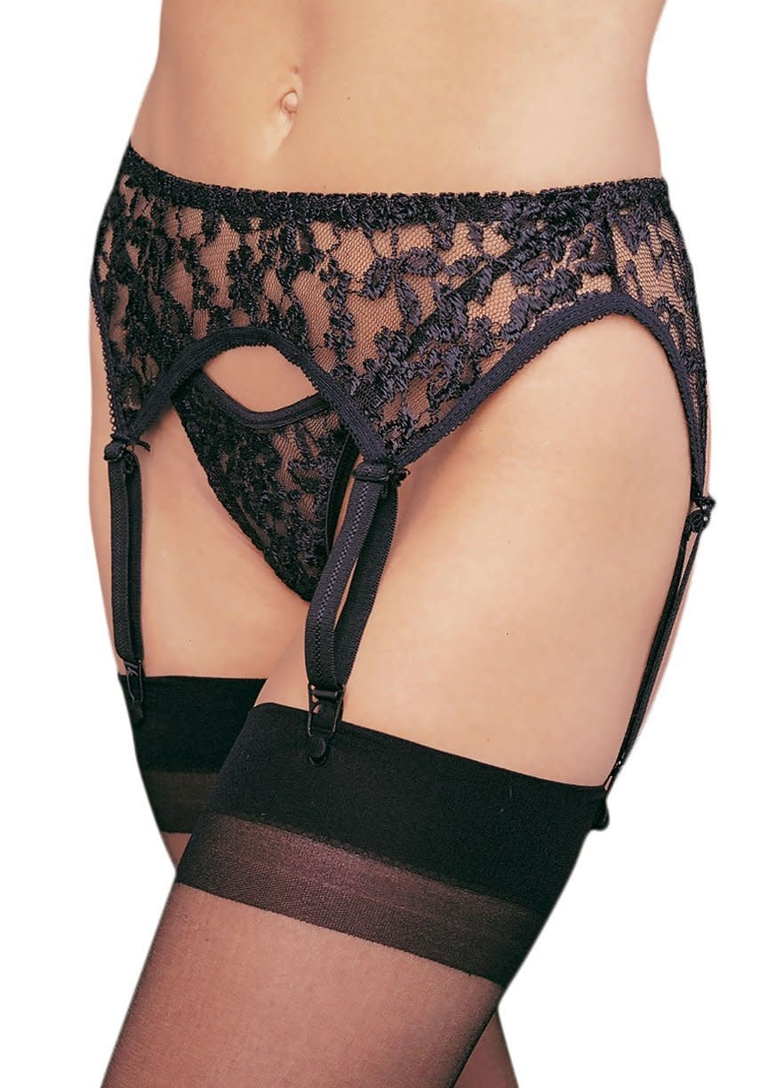 Plus Size: Lace Garter Belt & Thong Set