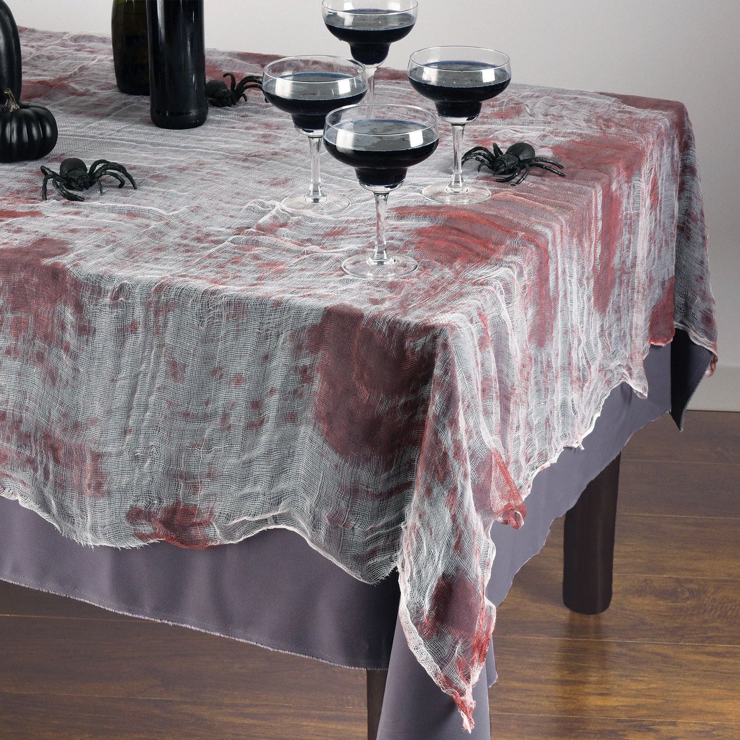 Halloween Gauze Tablecover: Bloody Gauze (60"x84")